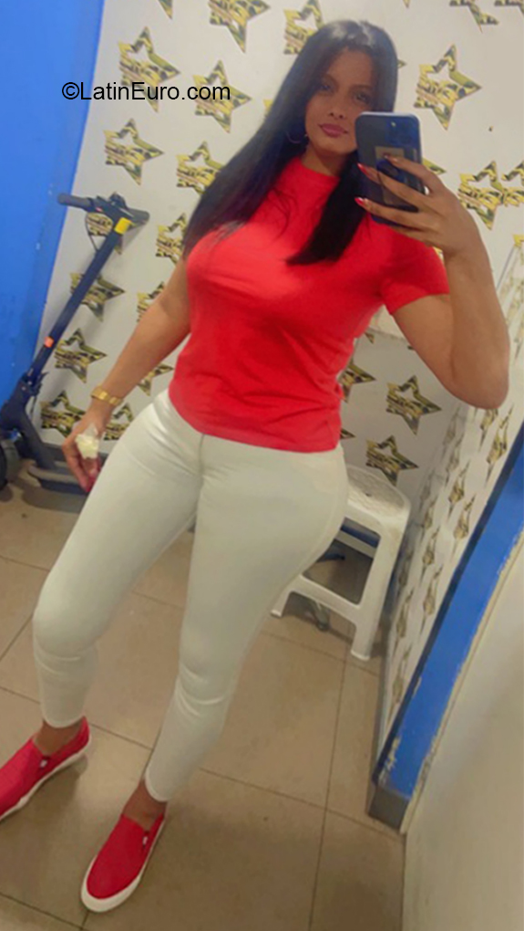 Date this stunning Spain girl Lapatrona from Barcelona ES680