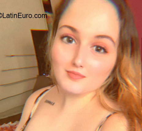 Date this hot Uruguay girl Valentina from Montevideo UY87