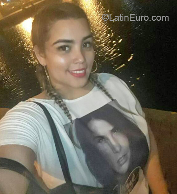 Date this sensual Colombia girl Sofia from Cali CO31313