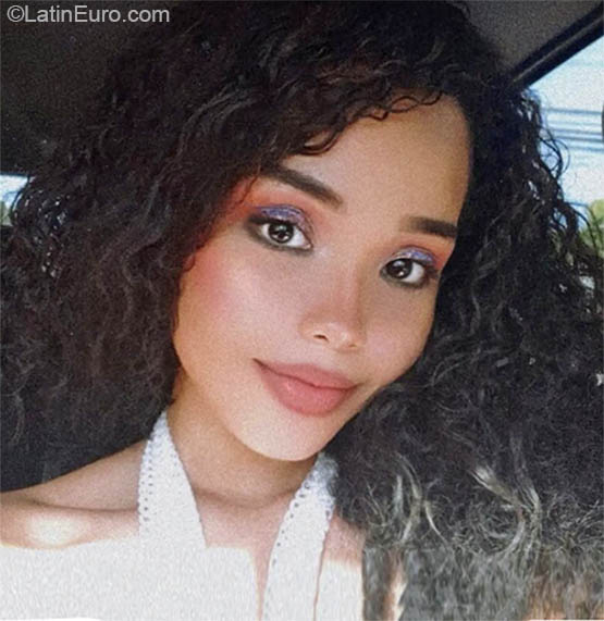 Date this tall Panama girl Tania from Chiriqui PA1322