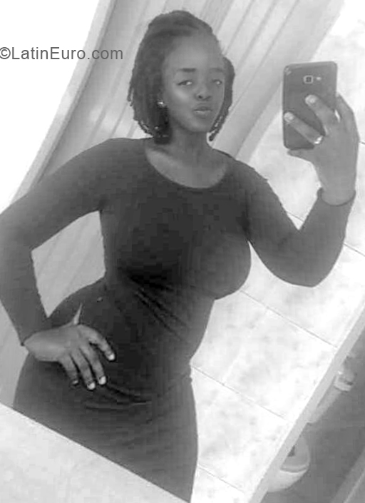 Date this gorgeous Colombia girl Luisa melissa from medellin CO31321