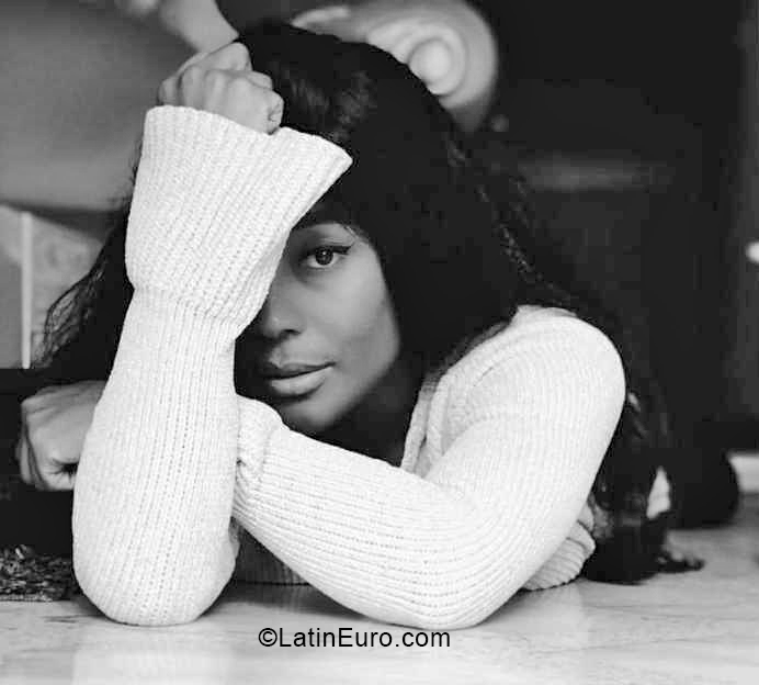 Date this funny Colombia girl Su from Pal CO31332