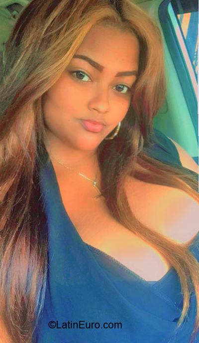 Date this cute Dominican Republic girl Yuli from Santo Domingo DO40589