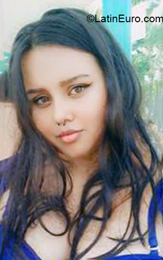 Date this lovely Colombia girl Liseth from Neiva CO31357