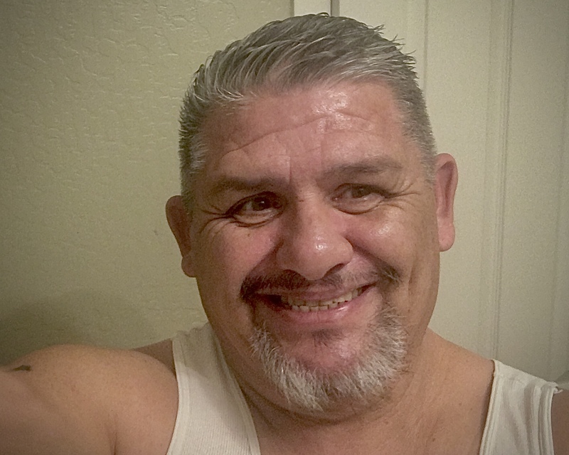 Date this young United States man Agood12know from Glendale US21618