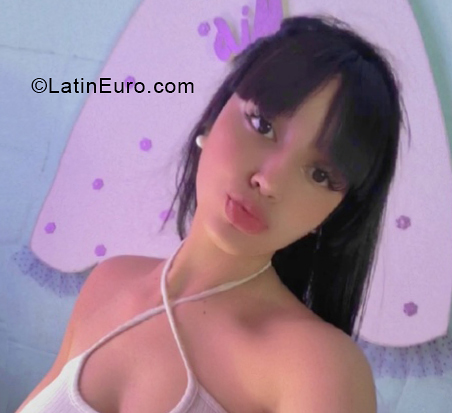 Date this stunning Uruguay girl Abi from Montevideo UY88