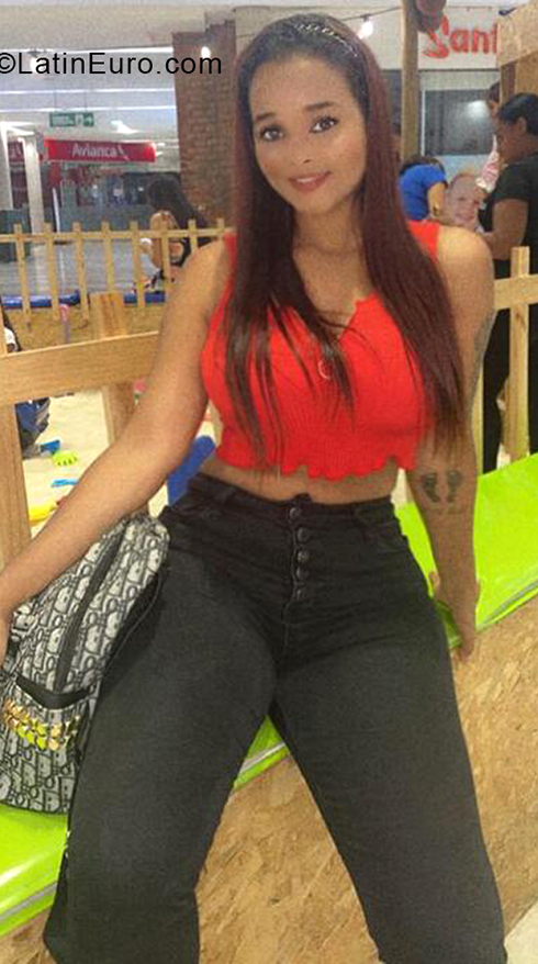 Date this cute Colombia girl Kate from Cali CO31491