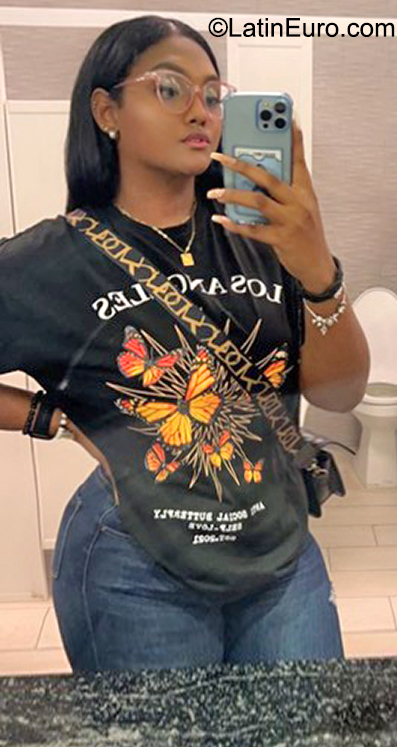 Date this beautiful Dominican Republic girl Maria from Santiago DO40699