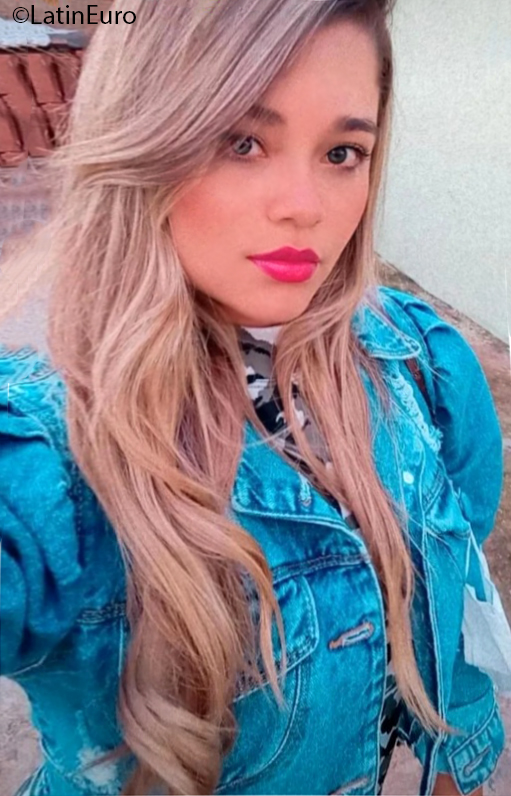 Date this georgeous Brazil girl Sanara from Goiania BR11812