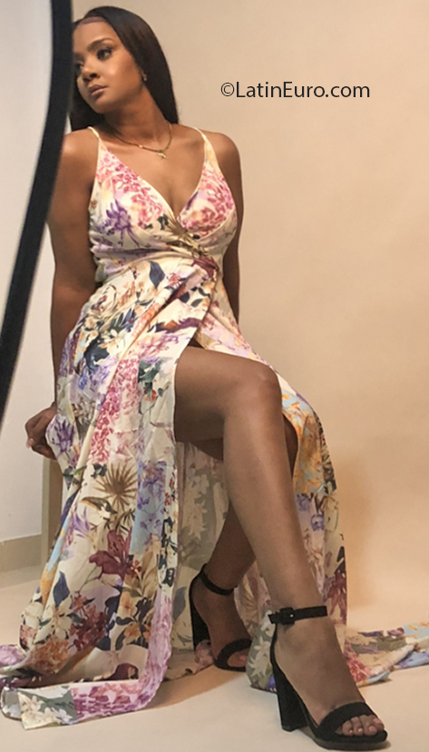 Date this exotic Dominican Republic girl Cristabel from Puerto Plata DO40741