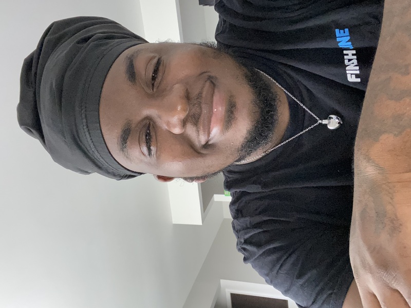 Date this athletic United States man Hassan from Cincinnati US21782