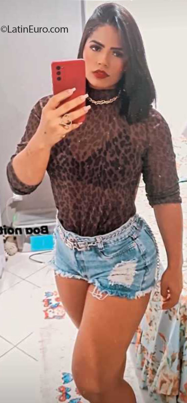 Date this stunning Brazil girl Patricia from Salvador BR11980