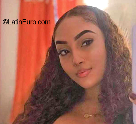 Date this fun Colombia girl Karol from Cali CO31927