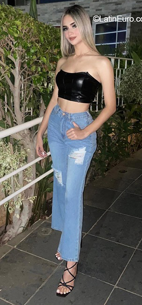 Date this pretty Chile girl Mariangela from Santiago De Chile CL349