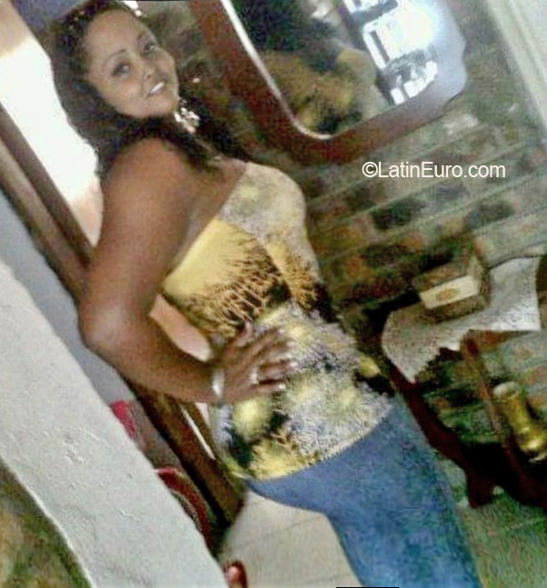 Date this gorgeous Colombia girl Marisol from Santa Marta CO31958