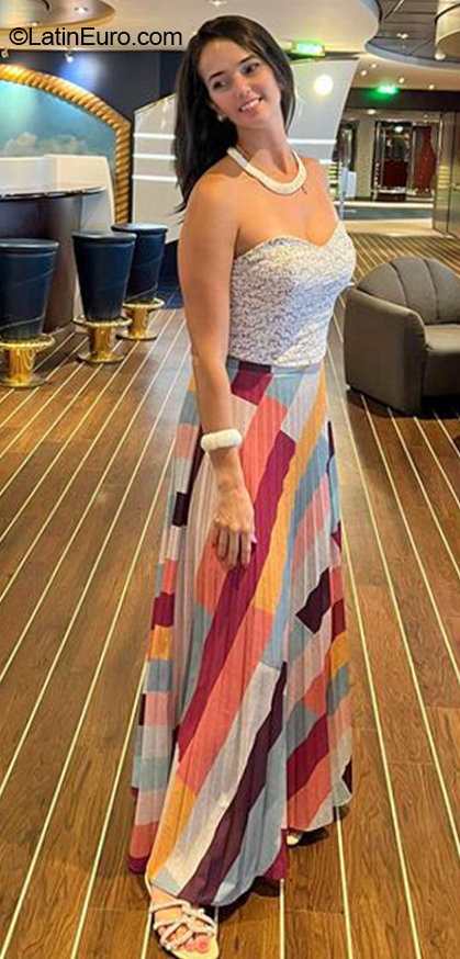Date this tall Brazil girl Nathy from Sao Paulo BR12095