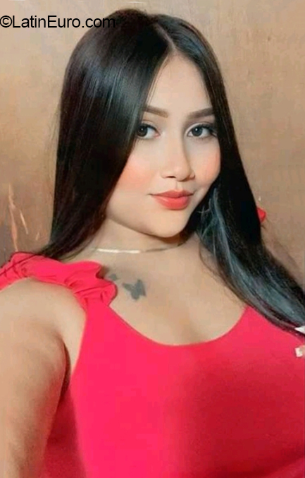 Date this cute Colombia girl KARLA from Medellin CO31965