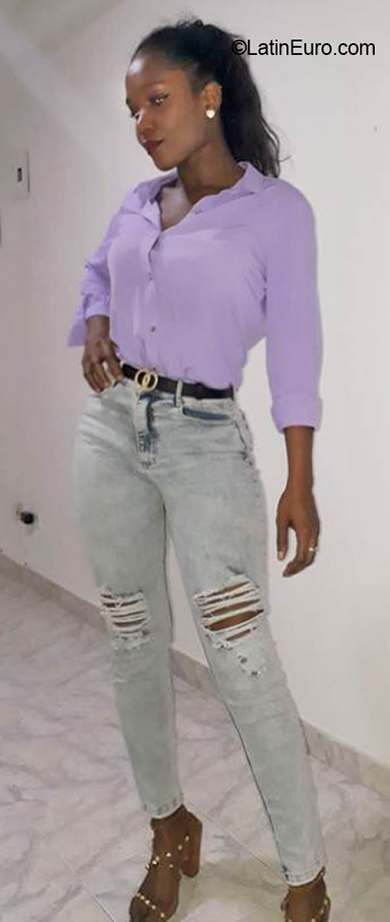 Date this sensual United States girl Norbi from Austin US21897