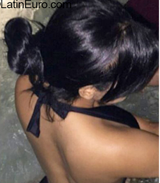 Date this athletic United States girl Yinet from New York US21865