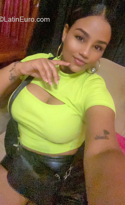 Date this delightful Dominican Republic girl Carli from Cotui DO41053