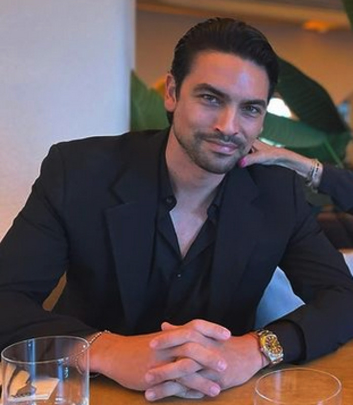 Date this lovely Spain man Miguel from Granada ES728