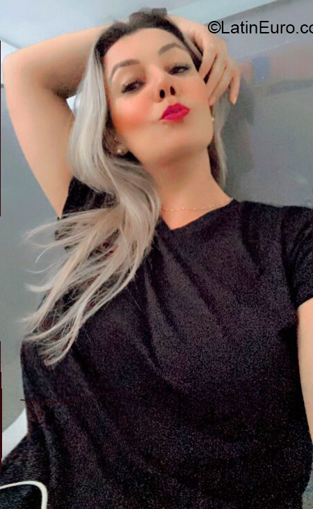 Date this tall Brazil girl Sexyblonde from Goiânia BR12421