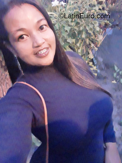 Date this cute Brazil girl Virginia from Ilheus BR12230