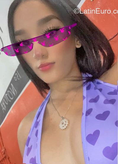 Date this young Dominican Republic girl Gata from Santo Domingo DO44909