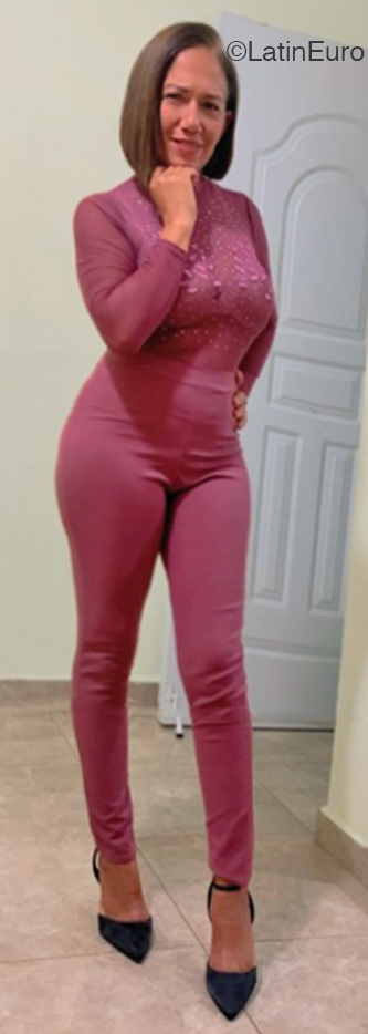 Date this georgeous Dominican Republic girl Rosanna from San Pedro De Macoris DO46535