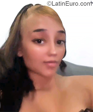 Date this hard body Dominican Republic girl Alanna from Santo Domingo DO51958