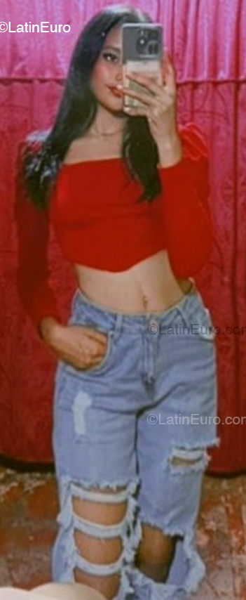 Date this beautiful Venezuela girl Raicel from Trujillo VE5064