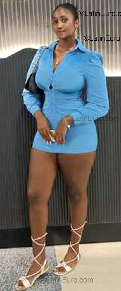 Date this nice looking Dominican Republic girl Ninozfy from Santo Domingo DO54341