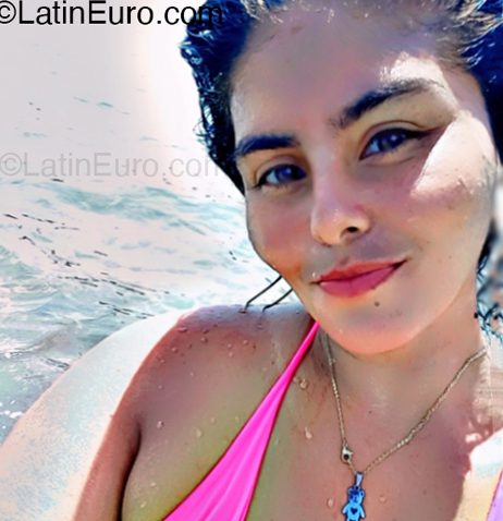 Date this tall Venezuela girl Maria from Caracas VE5207