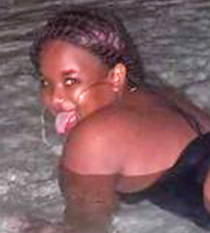 Date this gorgeous Dominican Republic girl Magdanela from Santo Domingo DO54562