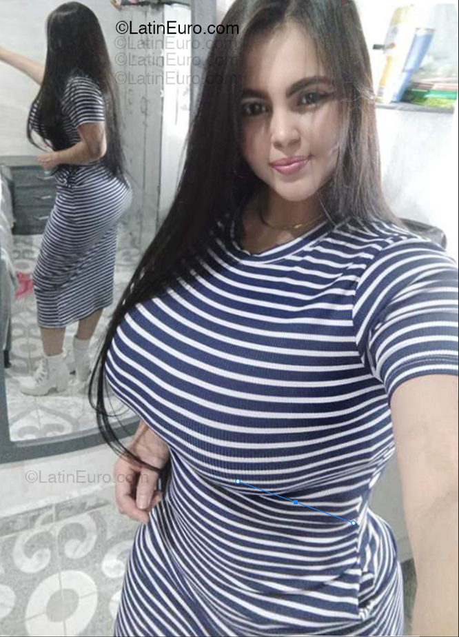 Date this fun Venezuela girl Isamar from Zulia VE5297