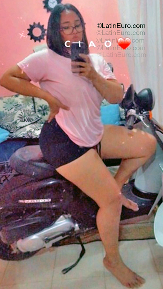 Date this delightful Dominican Republic girl Tefy from Santo Domingo DO55098