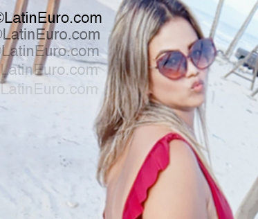 Date this gorgeous Venezuela girl Katherin from Valencia VE5310