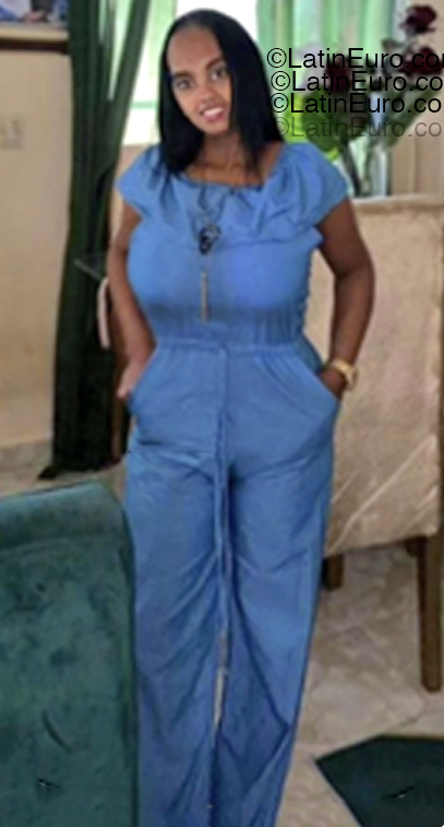 Date this georgeous Dominican Republic girl Yissel from La Altagracia DO55168