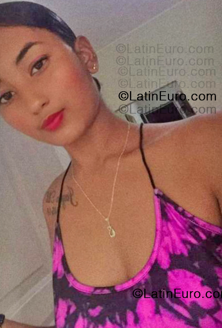 Date this attractive Dominican Republic girl Maritza from Punta Cana DO55401