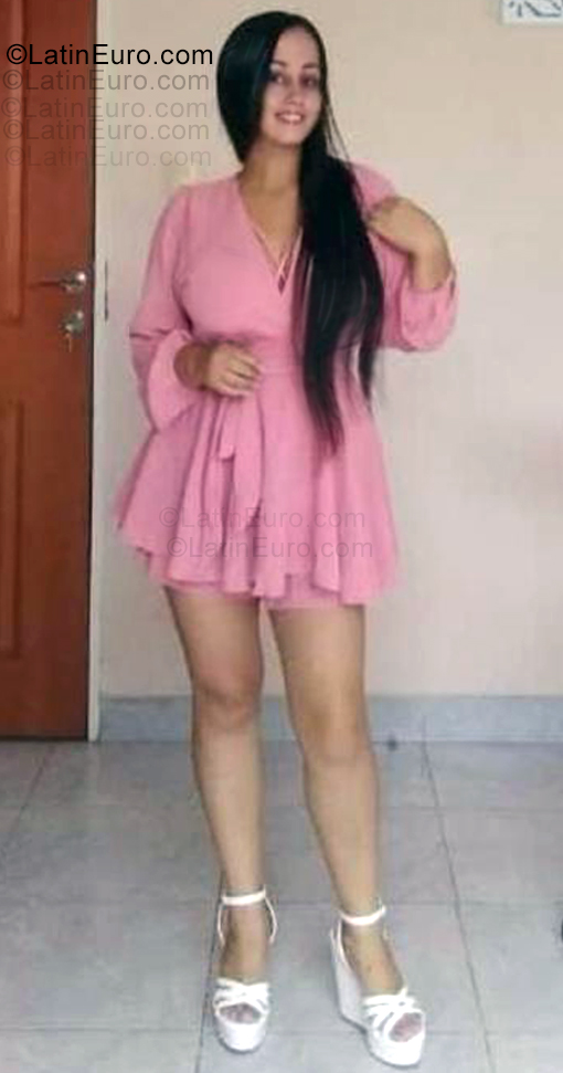 Date this funny Venezuela girl Alejandra.123 from Caracas VE5350