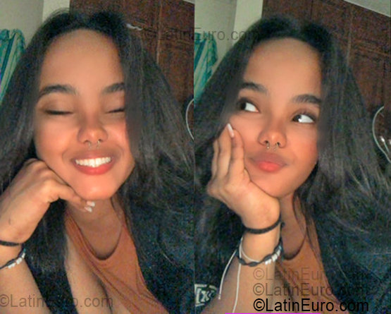 Date this stunning Dominican Republic girl Marie from Santo Domingo DO55469