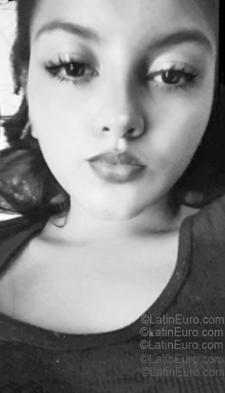 Date this young Costa Rica girl Carlita from Limon CR562