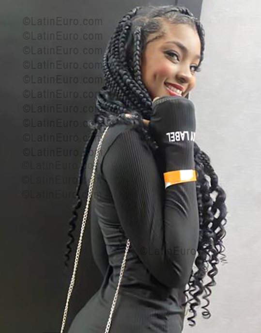 Date this georgeous United States girl Michelle from New York US25625
