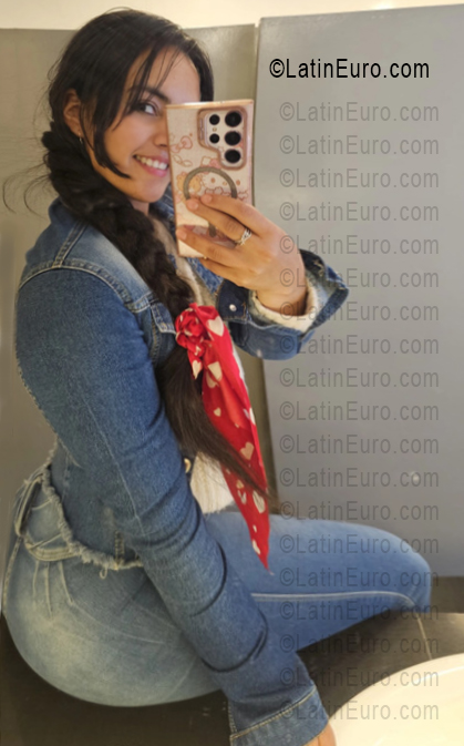 Date this lovely Colombia girl Lili from Zipaquira CO33562