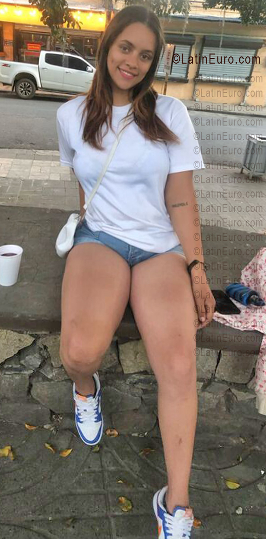 Date this fun Dominican Republic girl Yanilka from La Vega DO55881