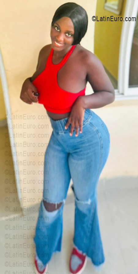 Date this good-looking Dominican Republic girl Marian from Santo Domingo DO55882