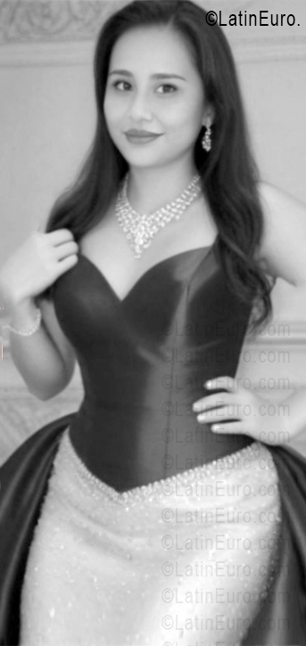 Date this athletic Mexico girl Jazmin from Acapulco MX2783