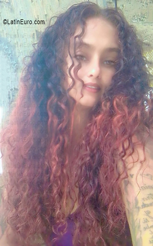 Date this sultry Dominican Republic girl Ana from Santo Domingo DO56086