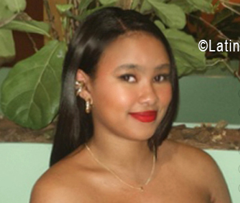Date this young Dominican Republic girl Yosli from Santiago De Los Caballeros DO56330