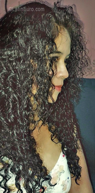 Date this charming Guatemala girl Carolina from Guatemala GT201